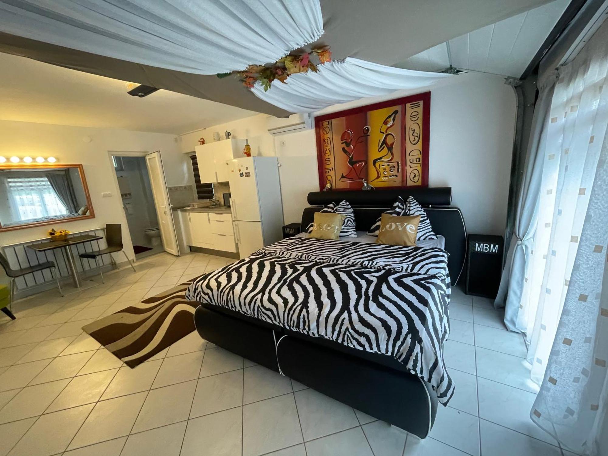 Varlak Apartmans ✷ ✷ ✷ Siofok Exterior photo
